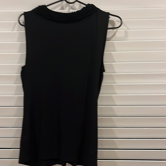 Top medium - Picture 4 of 5